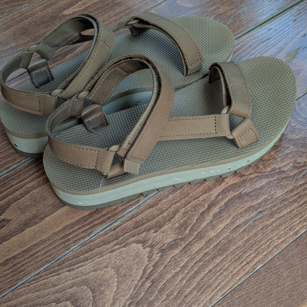 Teva Brown Tan Platform Sport Sandals - Picture 6 of 13
